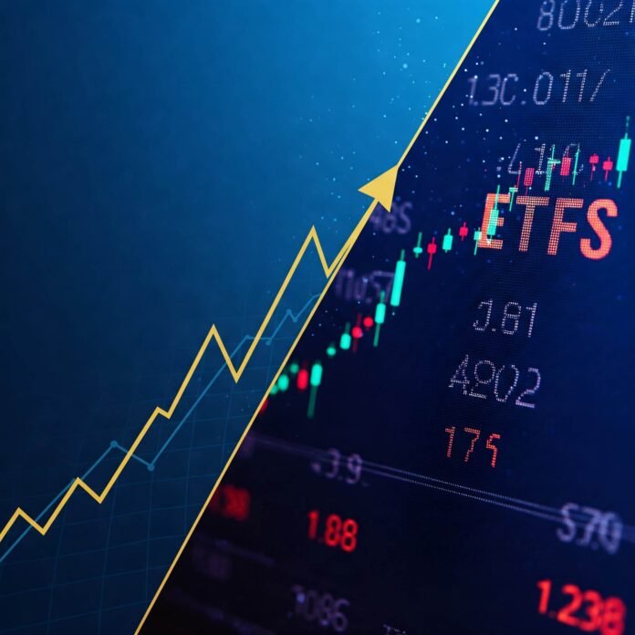 Index Funds vs ETFs: Stability & Flexibility in Investing