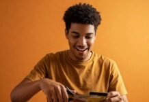 How to Use a Credit Card Balance Transfer to Save Money on Debt? Cutting Credit Card for Financial Freedom